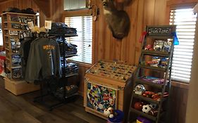 Rockerville Lodge&Cabins